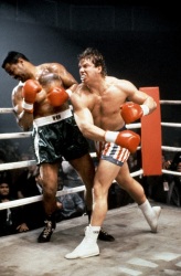 En el film Tommy Gunn es pupilo de Rocky hasta que influenciado por un promotor inescrupuloso traiciona a Rocky